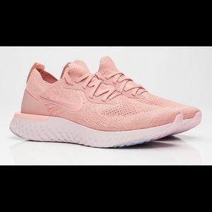 Nike epic flyknit react rust pink